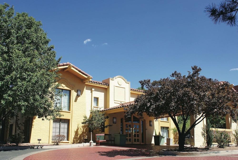 La Quinta Inn By Wyndham Albuquerque Northeast Bagian luar foto