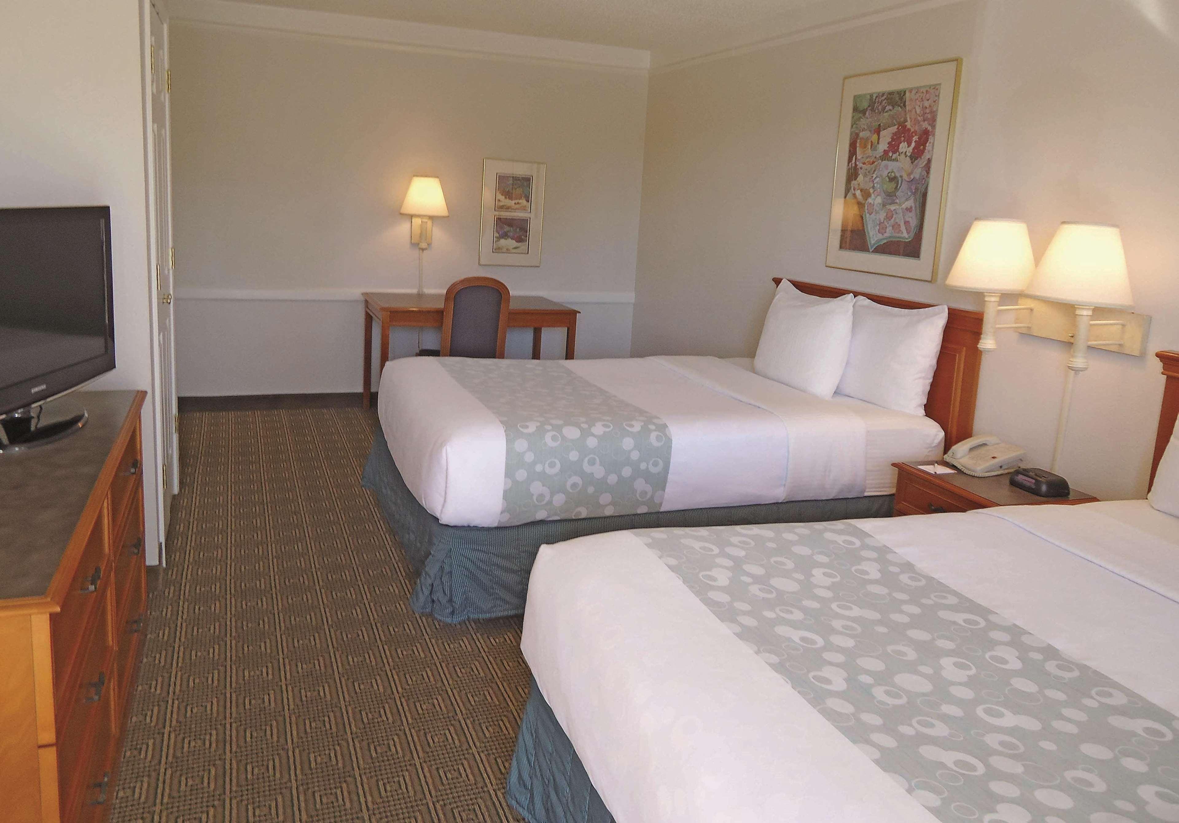 La Quinta Inn By Wyndham Albuquerque Northeast Bagian luar foto